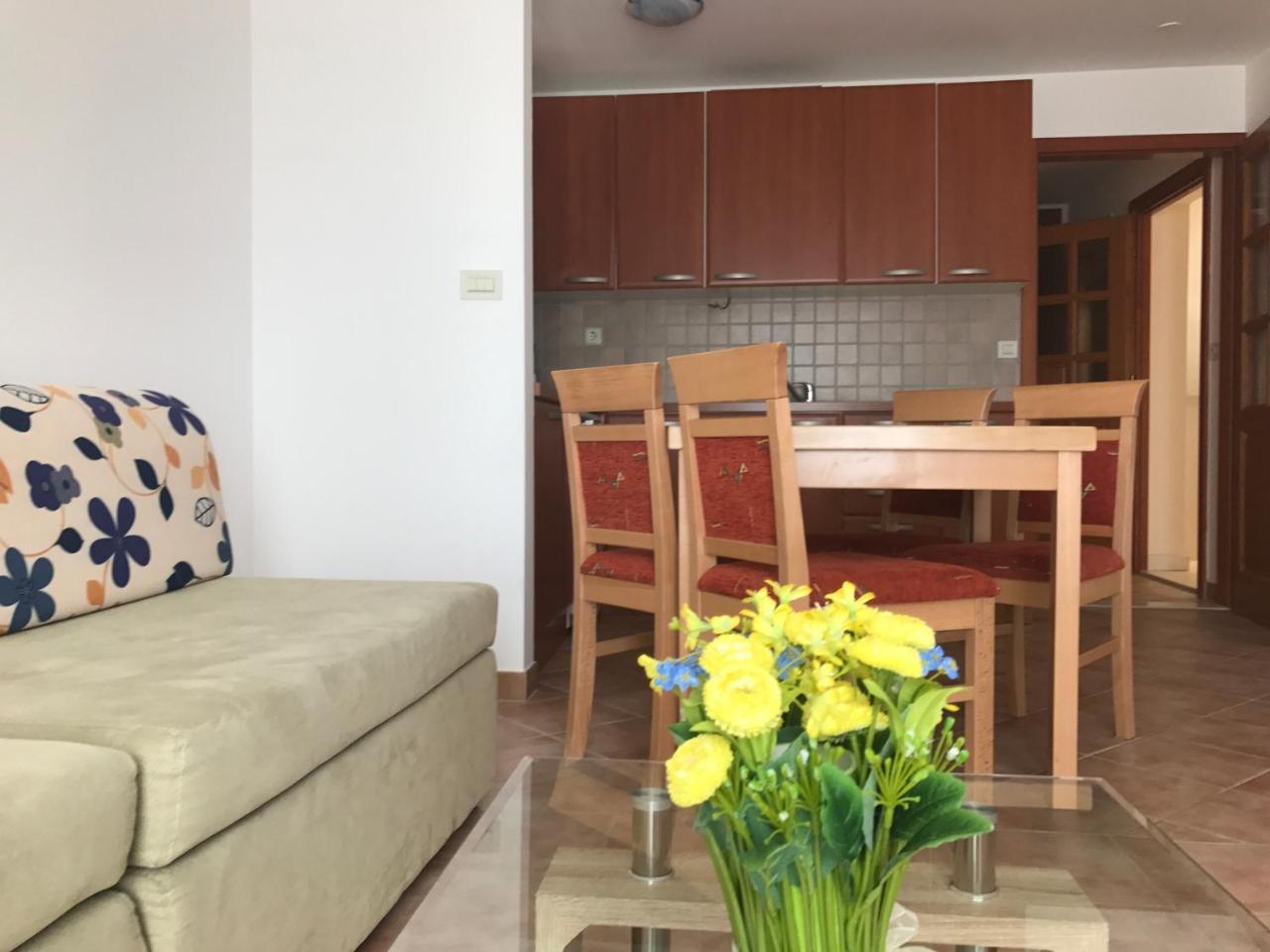 סבטי פטר Apartments Marija מראה חיצוני תמונה